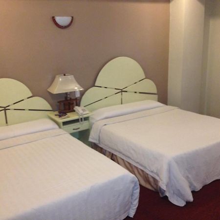 Prince Plaza Hotel Baguio City Esterno foto