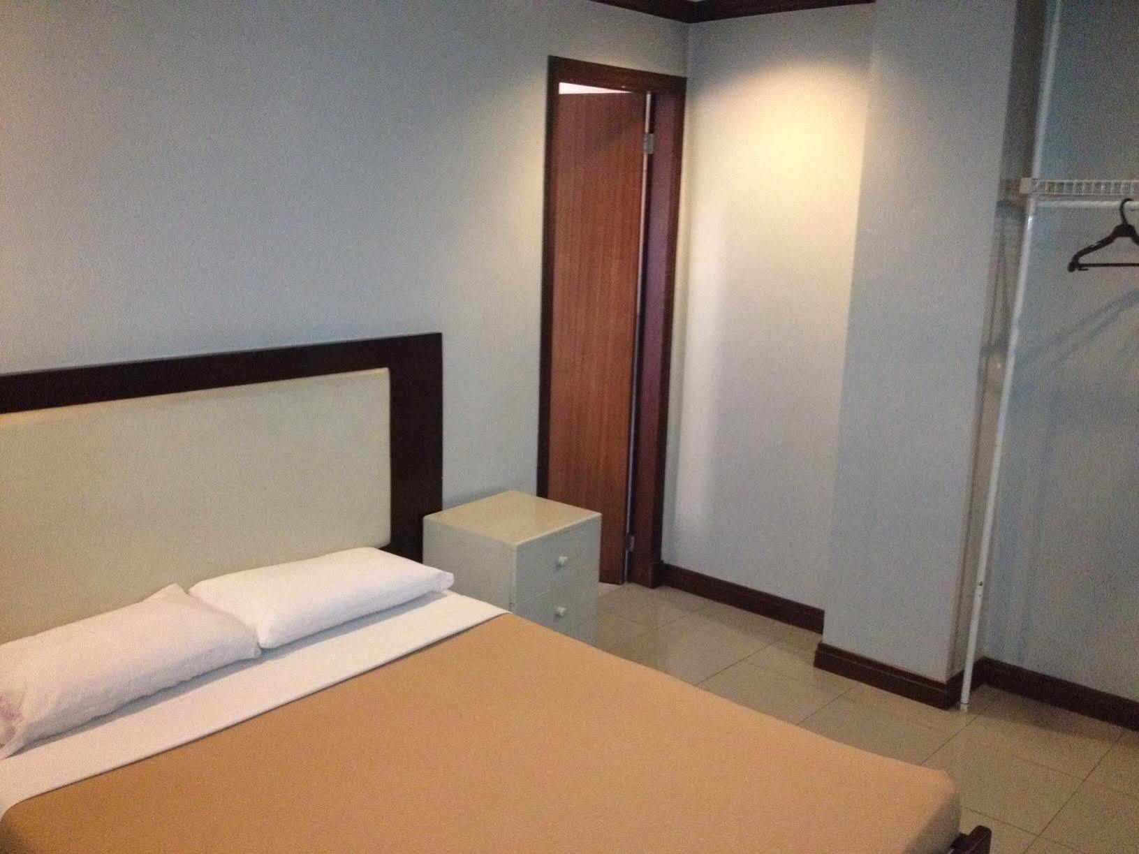 Prince Plaza Hotel Baguio City Esterno foto